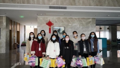 女神節(jié)丨致全體女神：愿你一生努力，一生被愛~